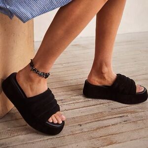 Free People Almost Paradise Platform Sandals Suede slides